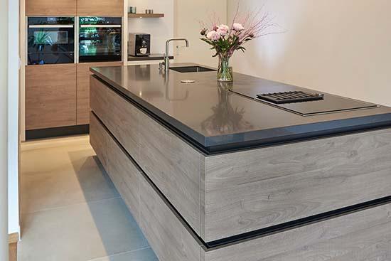 Maatwerk keuken op maat gemaakt en geplaatst bij klant in Amsterdam door TimMmerman